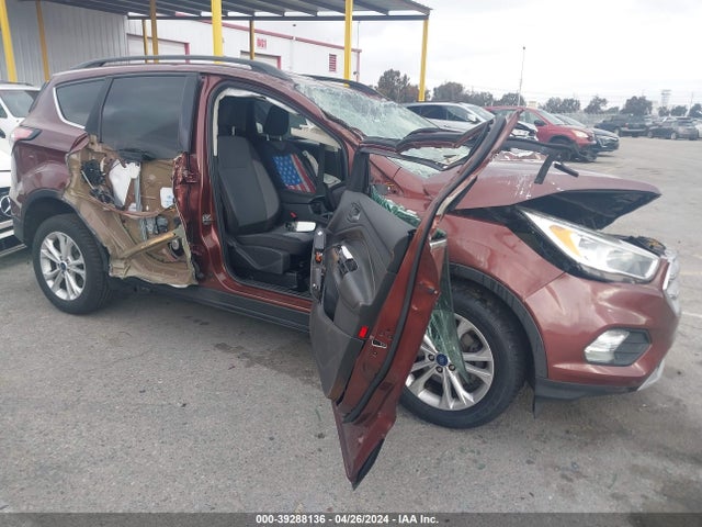 Ford ESCAPE SE 2018 1FMCU0GDXJUA92587 Image 17