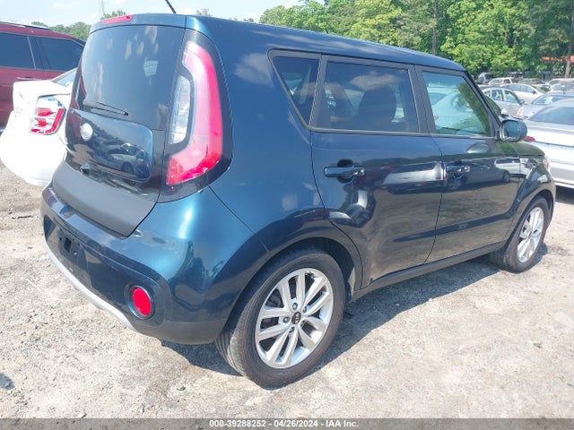 KIA SOUL + 2018 KNDJP3A58J7563964 Image 4