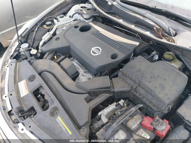 Nissan Altima 2.5 S 2014 1N4AL3AP2EC130205 Image 9