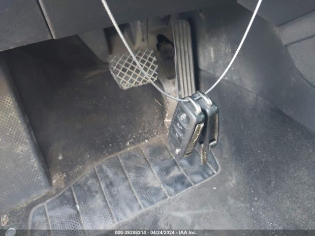 3VWD17AJ9EM241488 Volkswagen Jetta 1.8t Se