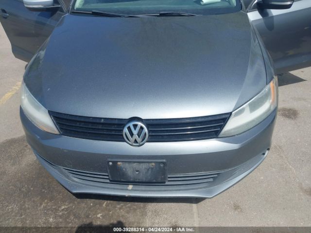 3VWD17AJ9EM241488 Volkswagen Jetta 1.8t Se