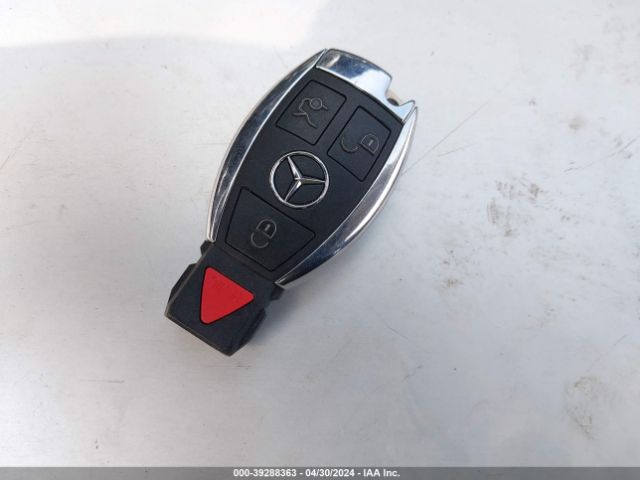 55SWF4JB5JU263666 Mercedes-Benz C 300