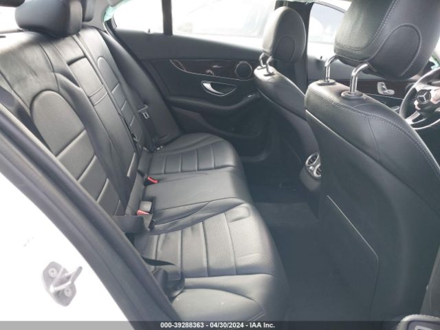 55SWF4JB5JU263666 Mercedes-Benz C 300