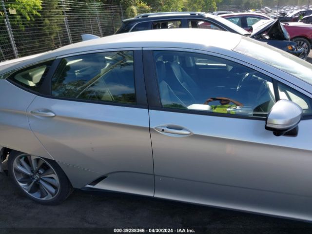JHMZC5F37JC002162 Honda Clarity Plug-in Hybrid Touring