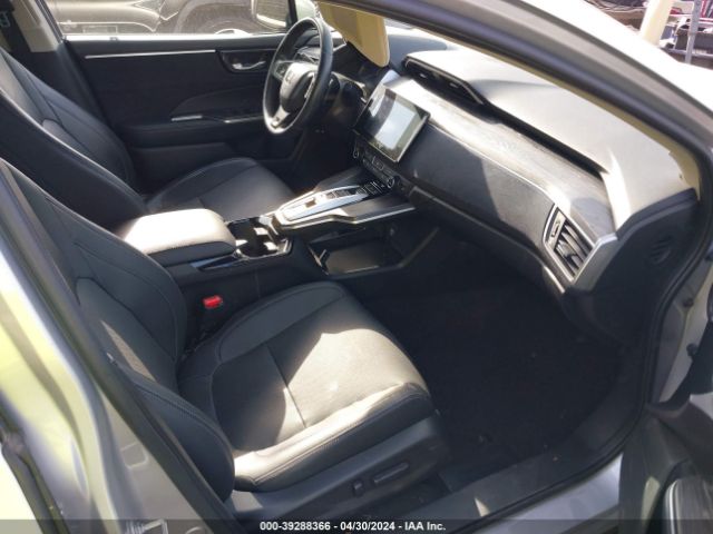 JHMZC5F37JC002162 Honda Clarity Plug-in Hybrid Touring