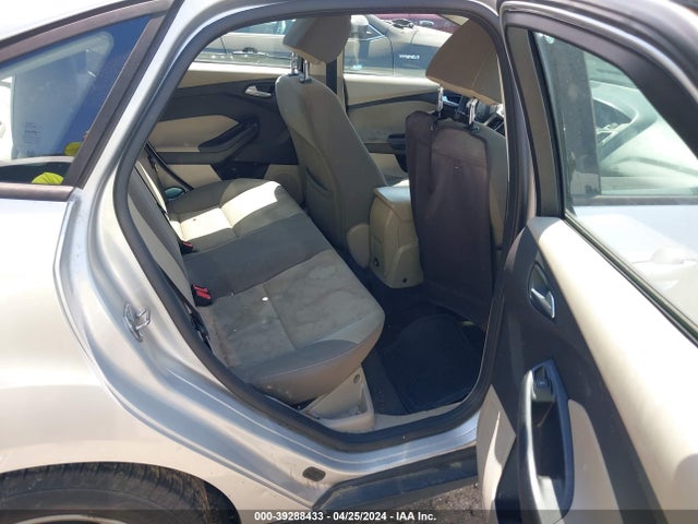 39288433 :رقم المزاد ، 1FADP3F2XDL151445 vin ، 2013 Ford Focus Se مزاد بيع