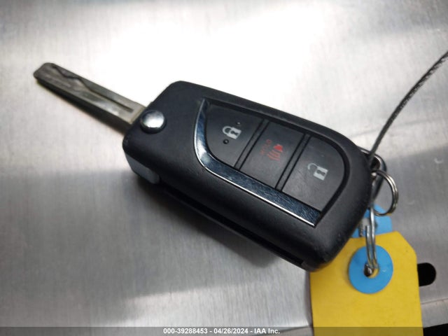 Toyota RAV4 LE 2019 JTMH1RFV0KD009073 Image 11
