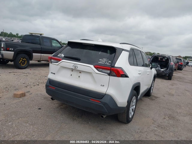 Toyota RAV4 LE 2019 JTMH1RFV0KD009073 Image 4