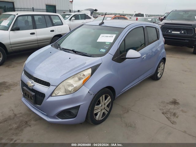 Chevrolet Spark 1lt Auto 2014 KL8CD6S96EC519925 Image 2