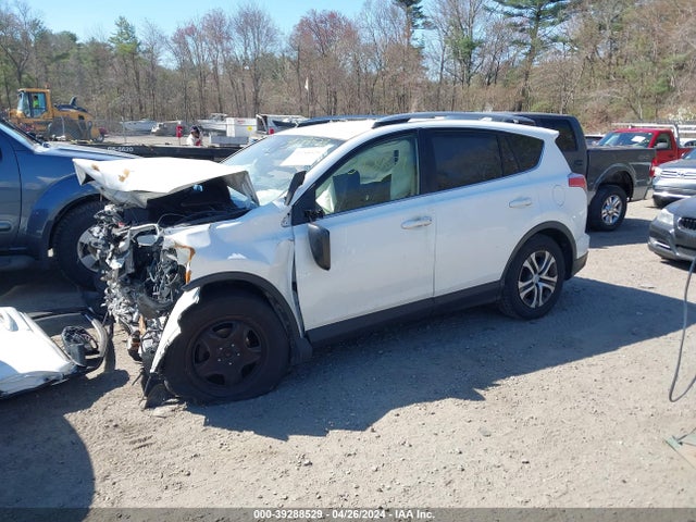 Toyota RAV4 LE 2017 JTMBFREV9HJ700590 Image 2