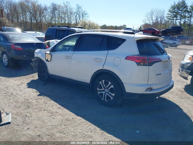 Toyota RAV4 LE 2017 JTMBFREV9HJ700590 Image 3