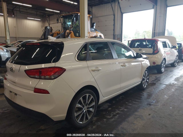 KMHH35LE0JU029275 Hyundai ELANTRA GT