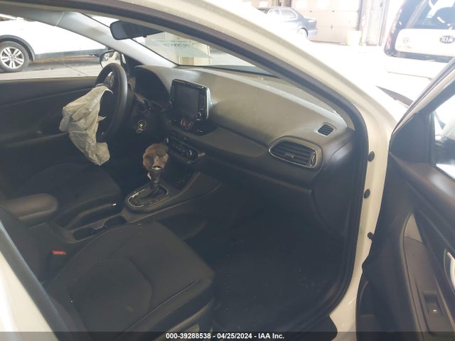 KMHH35LE0JU029275 Hyundai ELANTRA GT