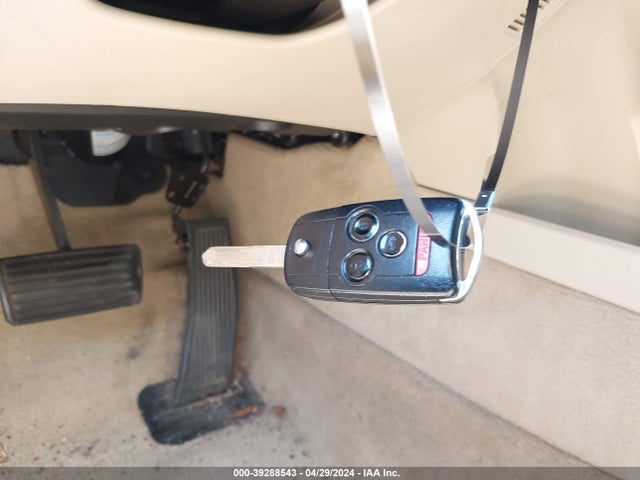39288543 :رقم المزاد ، 19UUA86219A026038 vin ، 2009 Acura Tl 3.5 مزاد بيع