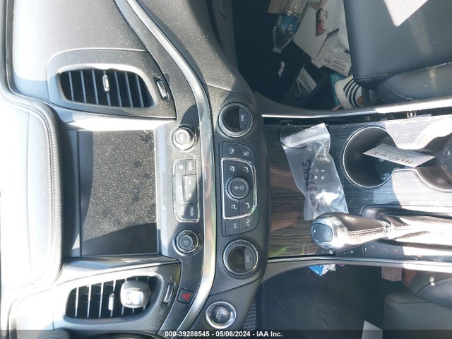 Chevrolet IMPALA 1LT 2018 1G1105S32JU146895 Image 11