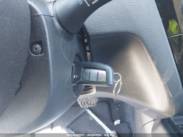 JN8AT2MV8LW133477 Nissan Rogue S Intelligent Awd