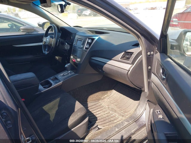 Subaru Outback 2.5i Premium 2014 4S4BRCDC6E3270842 Image 5