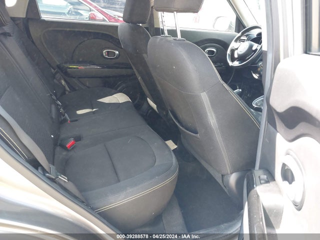 KIA SOUL + 2015 KNDJP3A59F7213542 Image 8