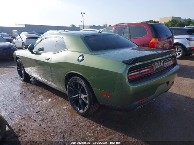 Dodge Challenger Sxt 2018 2C3CDZAG4JH204626 Image 3