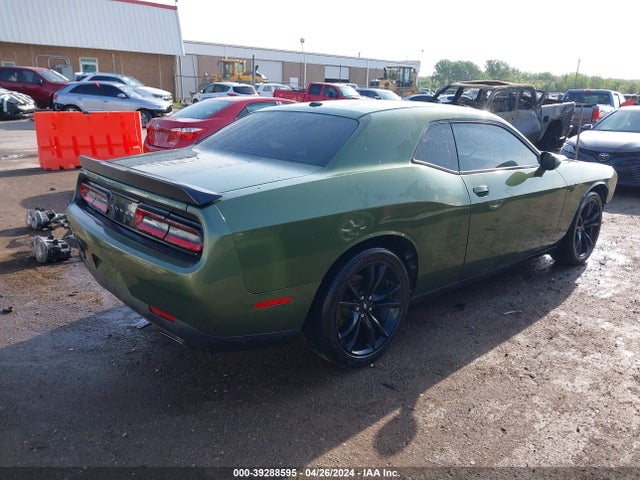 Dodge Challenger Sxt 2018 2C3CDZAG4JH204626 Image 4
