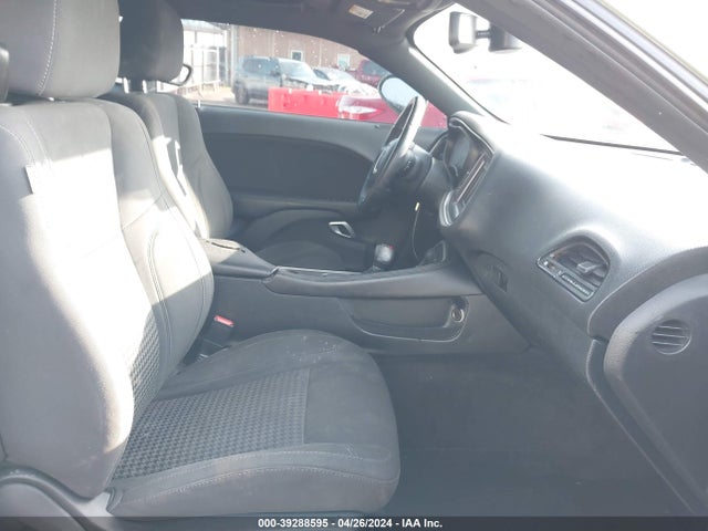 Dodge Challenger Sxt 2018 2C3CDZAG4JH204626 Image 5