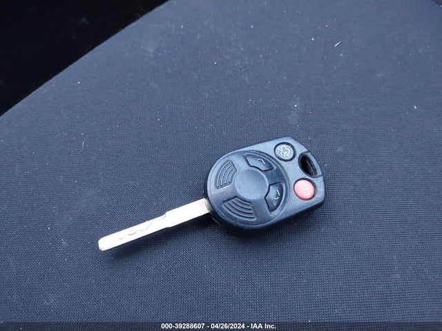 Ford FOCUS S 2016 1FADP3E2XGL261627 Image 11