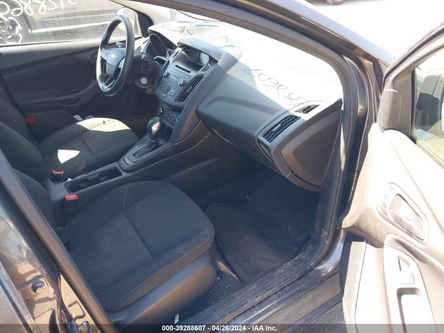 Ford FOCUS S 2016 1FADP3E2XGL261627 Image 5