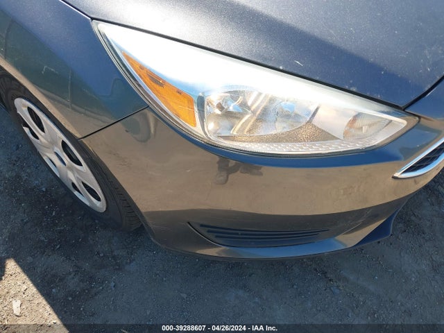 Ford FOCUS S 2016 1FADP3E2XGL261627 Image 6