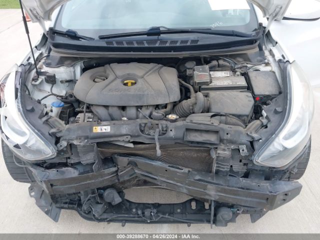 5NPDH4AE4FH623046 Hyundai ELANTRA SE