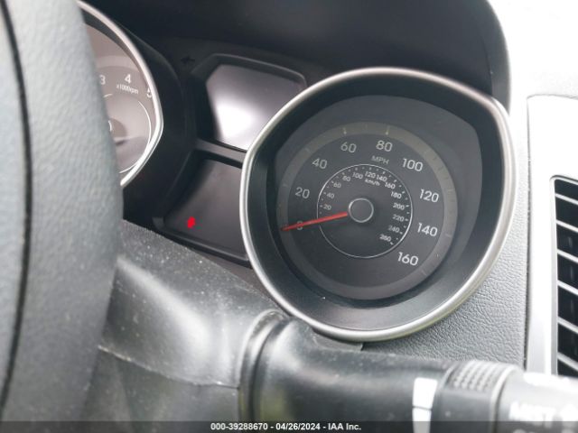 5NPDH4AE4FH623046 Hyundai ELANTRA SE
