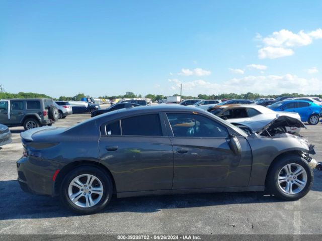 2C3CDXHGXJH162750 Dodge Charger Sxt Plus Rwd