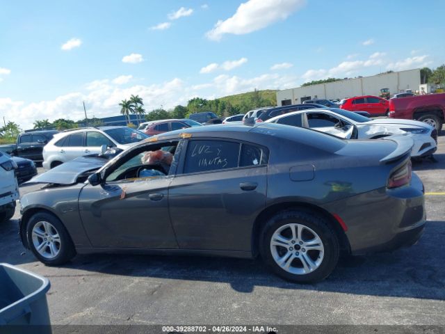 2C3CDXHGXJH162750 Dodge Charger Sxt Plus Rwd