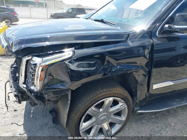 1GYS4BKJ6JR272087 Cadillac Escalade Luxury