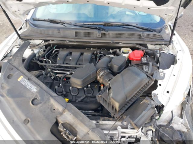 1FAHP2E89JG117129 Ford TAURUS SEL