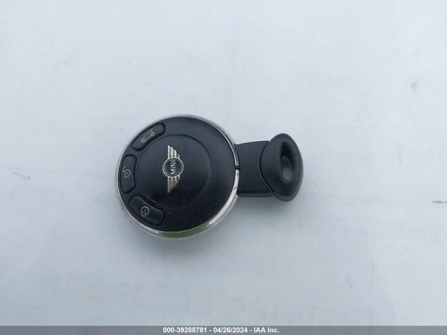 2011 MINI COOPER S WMWSV3C58BTY15807 Photo 10