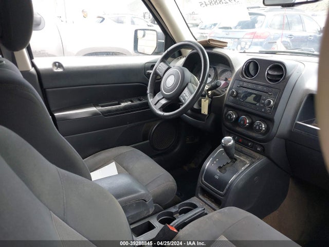 Jeep Patriot Latitude 2016 1C4NJPFA9GD813853 Image 5