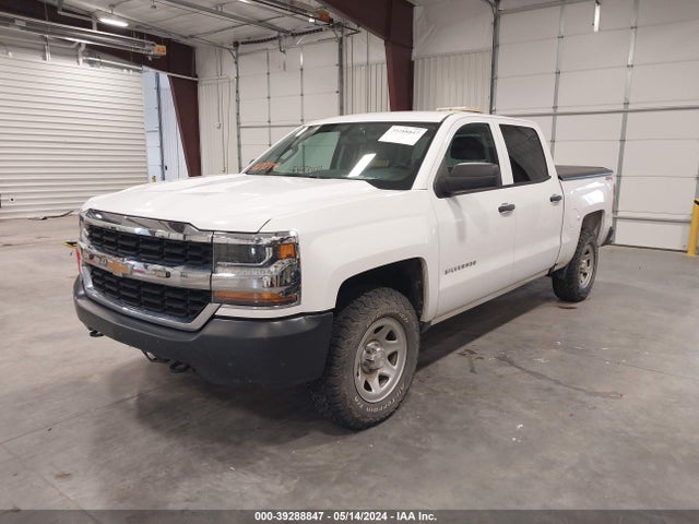 Chevrolet Silverado 1500 Wt 2018 3GCUKNEC6JG247211 Image 2