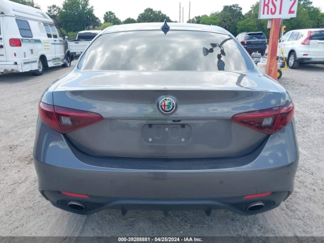 ZARFAECN6J7577271 Alfa Romeo Giulia Ti Sport Rwd