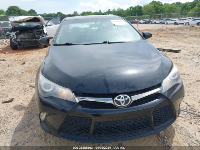4T1BF1FK1HU352574 Toyota CAMRY SE