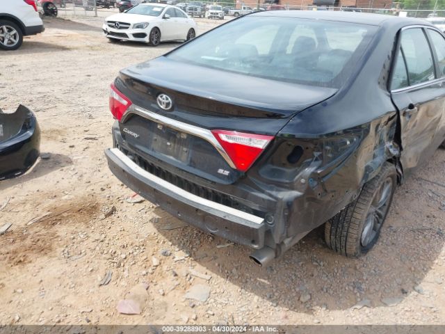 4T1BF1FK1HU352574 Toyota CAMRY SE