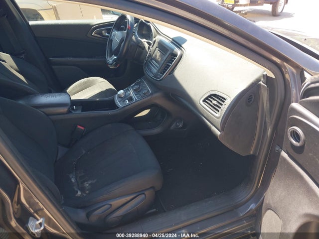 Chrysler 200 Limited 2016 1C3CCCABXGN148678 Image 5