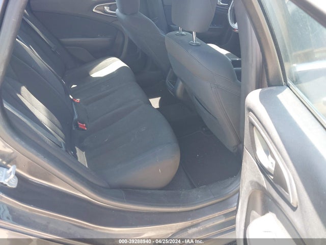 Chrysler 200 Limited 2016 1C3CCCABXGN148678 Image 8
