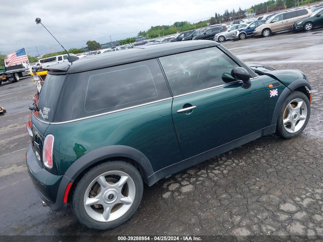 2005 MINI COOPER WMWRC33415TJ65427 Photo 3