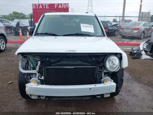 1C4NJPBA5GD747405 Jeep Patriot Sport