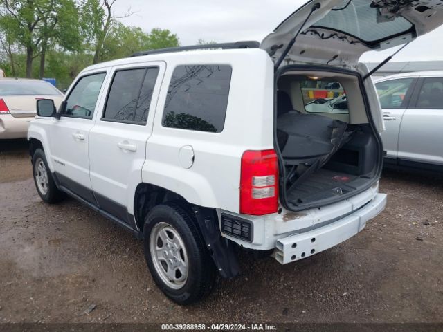 1C4NJPBA5GD747405 Jeep Patriot Sport