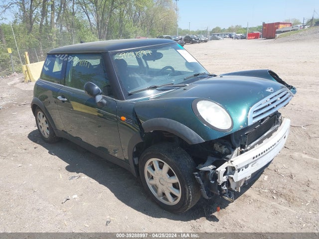 2006 MINI COOPER WMWRC335X6TK66718 Photo 0