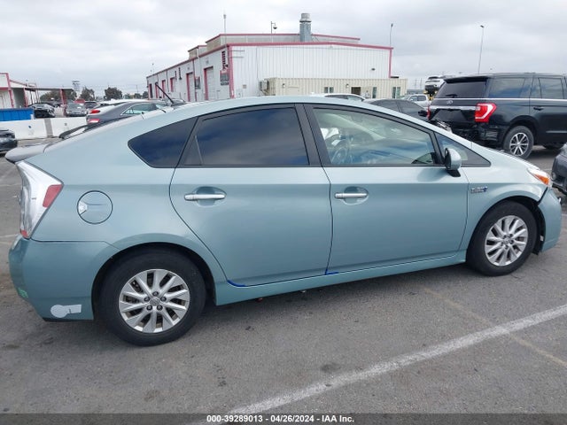 Toyota PRIUS PLUG-IN 2014 JTDKN3DP9E3052414 Image 13