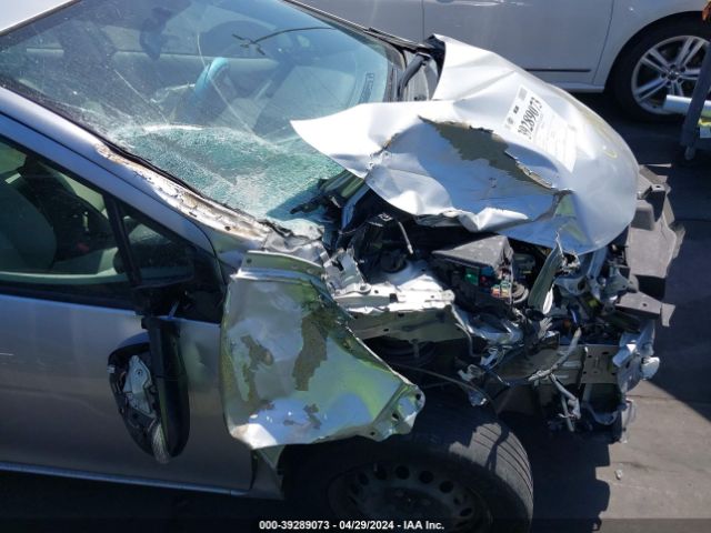 JTDKDTB37E1568186 Toyota Prius C One