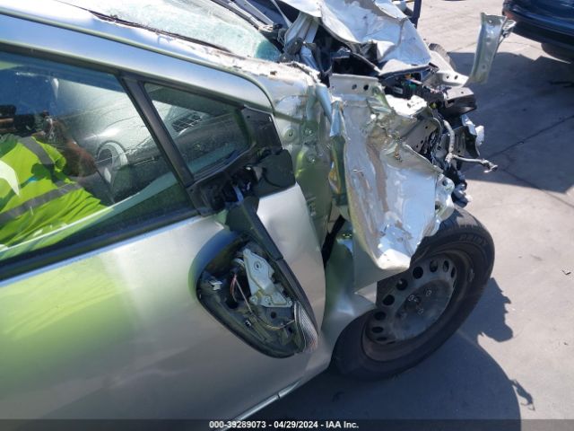 JTDKDTB37E1568186 Toyota Prius C One