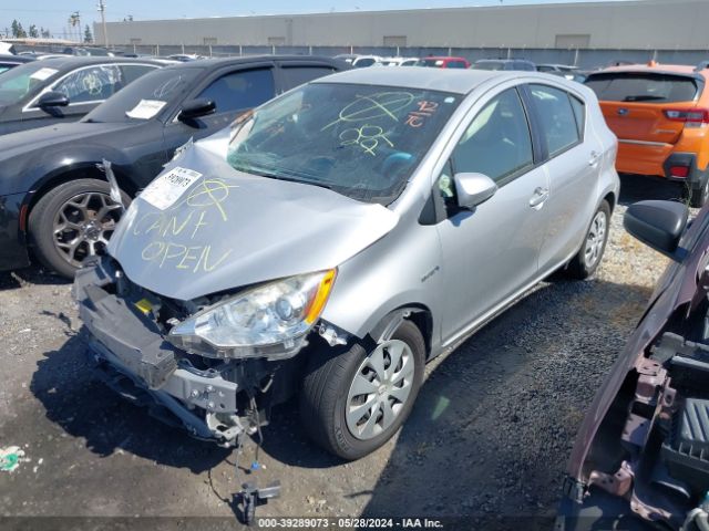 JTDKDTB37E1568186 Toyota Prius C One